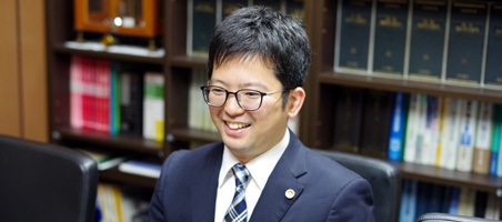 弁護士久家